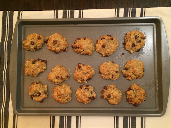 Healthy Chocolate Chip Banana Bread Cookies + recipe | Glitter & Grace Blog #banana #chocolate #vegan