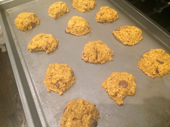 Pumpkin Oatmeal Cookies + recipe | Glitter & Grace Blog #fallrecipe #pumpkin