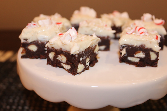 Peppermint White Chocolate Brownies + recipe | Glitter & Grace Blog #winterrecipe #chocolate #mint