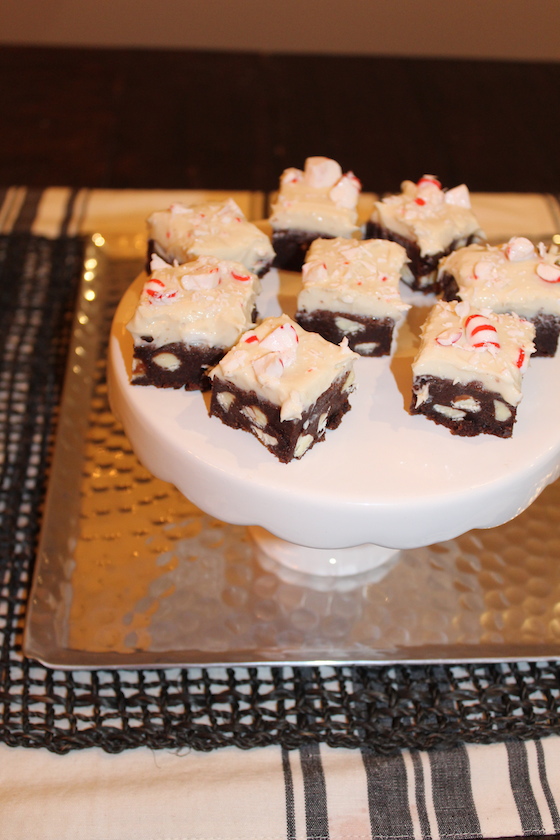 Peppermint White Chocolate Brownies + recipe | Glitter & Grace Blog #winterrecipe #chocolate #mint