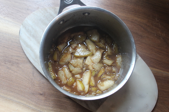 Quick Maple Pear Compote + recipe | Glitter & Grace Blog #fallrecipe #pear #maple