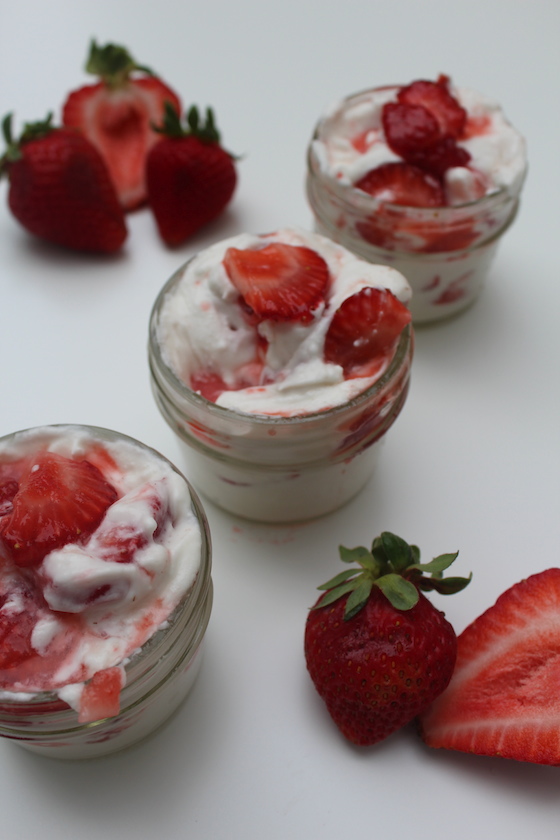 Strawberry Coconut Fool + recipe | Glitter & Grace Blog #summerrecipe #strawberry #coconut #vegan