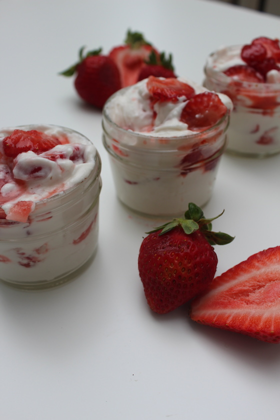 Strawberry Coconut Fool + recipe | Glitter & Grace Blog #summerrecipe #strawberry #coconut #vegan