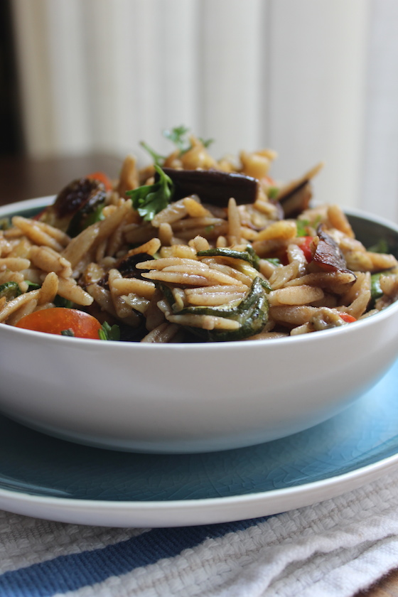 wholeWheatOrzoPastaSalad04