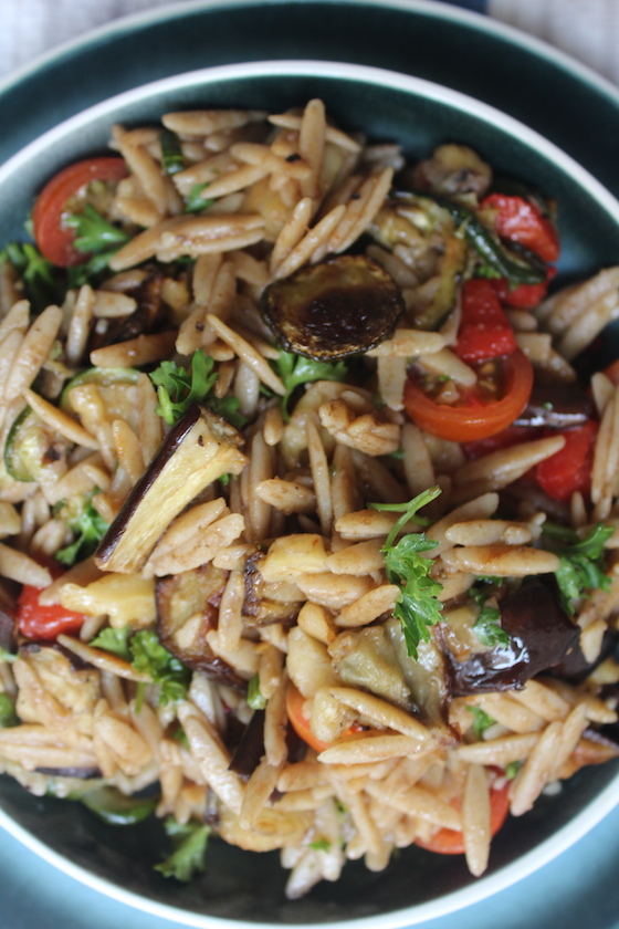 wholeWheatOrzoPastaSalad07